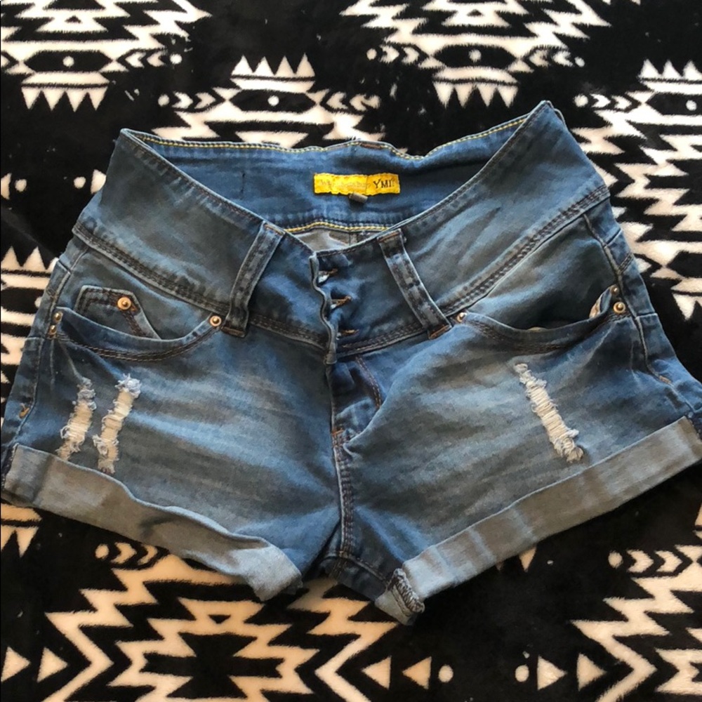 Shorts size 7